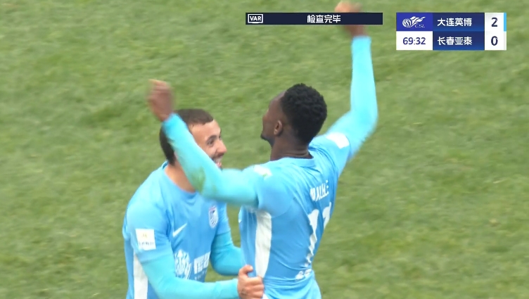 馬萊萊大連處子球！呂焯毅助攻馬萊萊破門，大連英博2-0亞泰